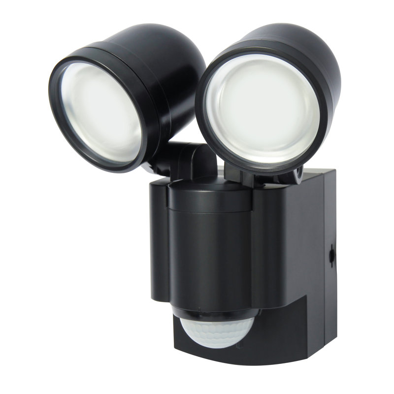 IQ America LED Battery Operated Outdoor Security Flood Light with